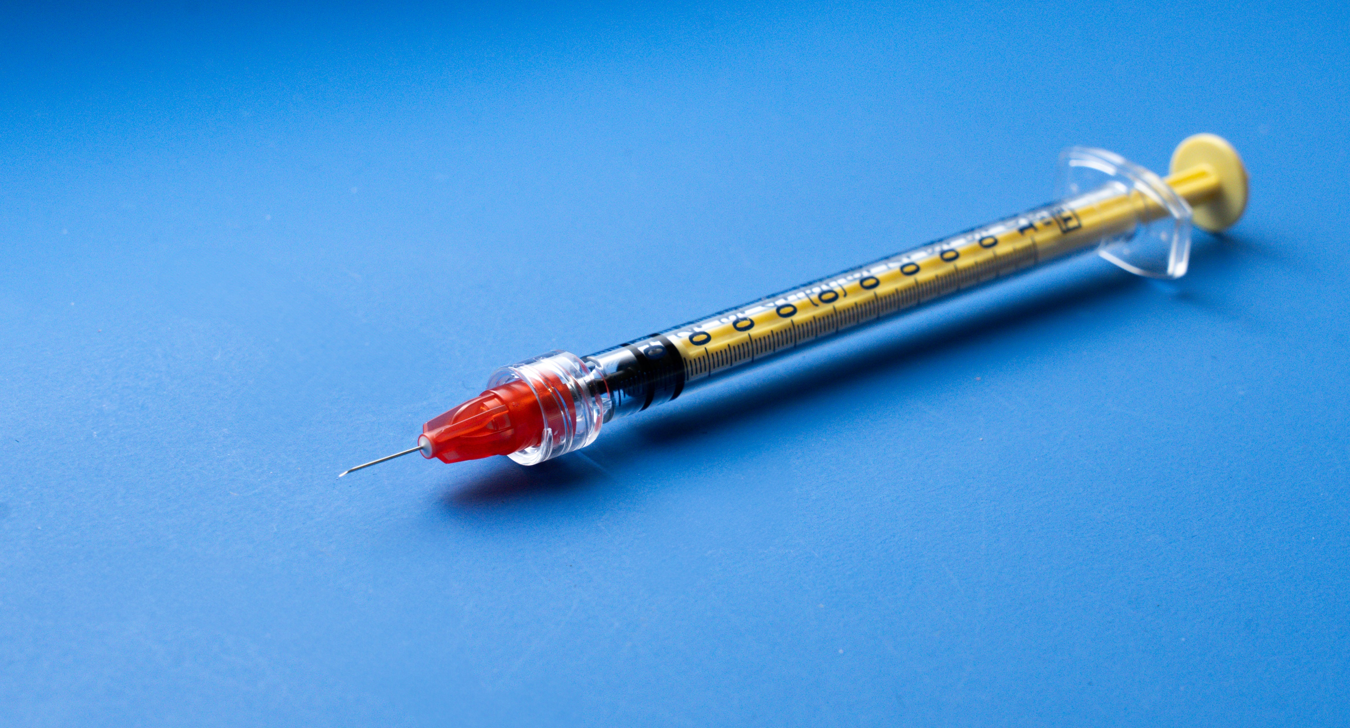 Flanged I.O.L. Fixation